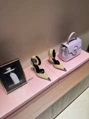 Uubags Christian Louboutin Lock Me Up Pointed Toe Pumps In Beige 10.5cm - 6