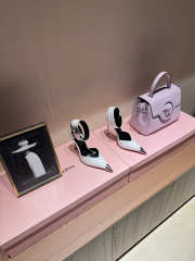 Uubags Christian Louboutin Lock Me Up Pointed Toe Pumps In White 10.5cm - 5