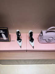 Uubags Christian Louboutin Lock Me Up Pointed Toe Pumps In White 10.5cm - 2