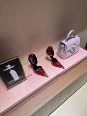 Uubags Christian Louboutin Lock Me Up Pointed Toe Pumps In Red 10.5cm - 2