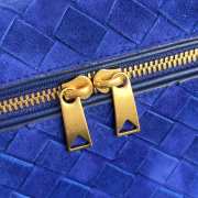 Uubags Bottega Veneta Bang Bang Vanity Case In Blue Royal Intrecciato Suede 22x12.5x5cm - 3