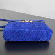 Uubags Bottega Veneta Bang Bang Vanity Case In Blue Royal Intrecciato Suede 22x12.5x5cm - 2