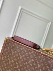 Uubags Louis Vuitton Mini Pochette Bloom Bag in Burgundy Smooth Leather 23x10x4cm - 5