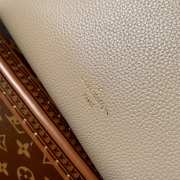 Uubags Louis Vuitton M25072 Side Trunk Bag In Taupe 21x14x6cm - 3