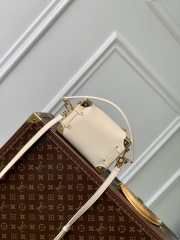Uubags Louis Vuitton M25072 Mini Side Trunk Bag In Beige 18x12.5x8cm - 3