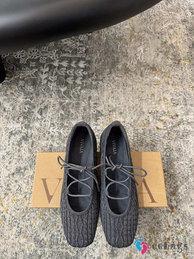 Uubags Vivaia 3 Laces Included Square-Toe Lace-Up Mary Janes Rich Grey Cable Knit - 1