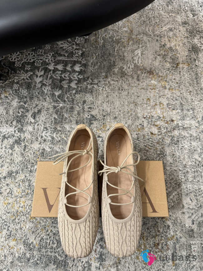 Uubags Vivaia 3 Laces Included Square-Toe Lace-Up Mary Janes Almond Cable Knit - 1