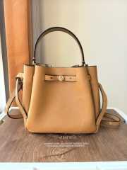 Uubags Tory Burch Romy bucket bag in tan 22x20x9.5cm - 1
