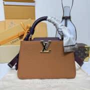 Uubags Louis Vuitton M25463 Capucines BB Bag In Tan/Chocolate 27x9x17.3cm - 1