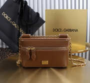 Uubags Dolce & Gabbana Sicily crossbody bag in plongé calfskin camel 10x17x6cm - 1