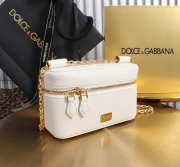 Uubags Dolce & Gabbana Sicily crossbody bag in plongé calfskin white 10x17x6cm - 5