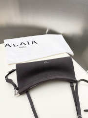 Uubags Alaia Le Click East West Small Bag In Dark Chocolate Nubuck Calfskin 25x12.5x7cm - 2