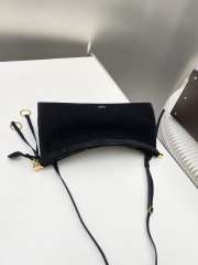 Uubags Alaia Le Click East West Medium Bag In Black Nubuck Calfskin 30x14x9cm - 5