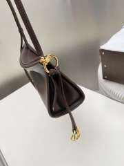 Uubags Alaia Le Click East West Small Bag In Dark Brown Calfskin Leather 25x12.5x7cm - 5