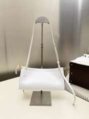 Uubags Alaia Le Click East West Small Bag In White Calfskin Leather 25x12.5x7cm - 3