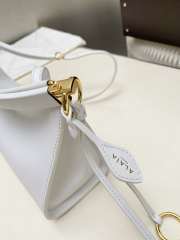 Uubags Alaia Le Click East West Medium Bag In White Calfskin Leather 30x14x9cm - 6