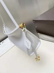 Uubags Alaia Le Click East West Medium Bag In White Calfskin Leather 30x14x9cm - 5