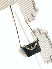 Uubags Chanel Hobo Handbag in Shiny Lambskin 13x23.5x7.5cm - 2