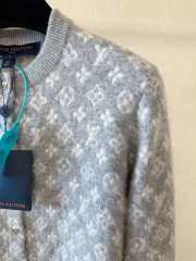 Uubags Louis Vuitton 1AJFS2 Monogram Brushed Knit Cardigan Gris Chine - 3