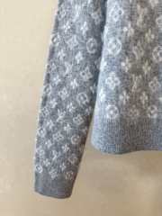 Uubags Louis Vuitton 1AJFS2 Monogram Brushed Knit Cardigan Gris Chine - 4