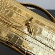 Uubags Bottega Veneta Andiamo Clutch in Metallic Gold Crocodile-Embossed Leather 31x13x3cm - 2