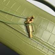 Bottega Veneta Andiamo Clutch in Light Green Crocodile-Embossed Leather 31x13x3cm - 2