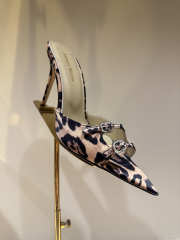 Uubags Andrea Wazen Carol 75 leopard-print satin mules - 3