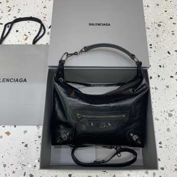 Uubags Balenciaga Le City hobo bag small in black Arena lambskin, brass hardware 28x27x10cm