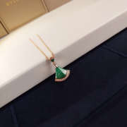 Uubags Bvlgari Divas' Dream 18K Rose Gold, Malachite & Diamond Pendant Necklace - 2