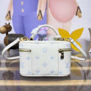 Uubags Louis Vuitton M27744 New Vanity Chain Pouch Monogram Milky White/Blue 19x11.5x6.5cm - 4