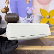 Uubags Louis Vuitton M27698 Madeleine Nano Bag Milky White/Green 21x12.5x6cm - 5