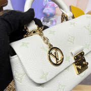Uubags Louis Vuitton M27698 Madeleine Nano Bag Milky White/Green 21x12.5x6cm - 2