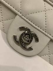 Uubags Chanel Ligne Cambon Camera Bag In White 27x16x8cm - 4