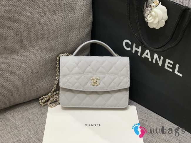 Uubags Chanel Small 25C Top Handle Bag in White 17x9.5x5cm - 1