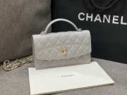 Uubags Chanel Small 25C Top Handle Bag in White 17x16x5cm - 3