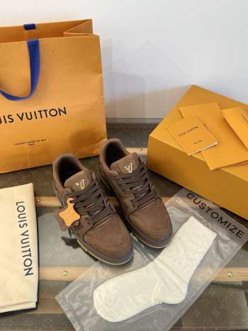 Uubags Louis Vuitton 1AHCWK Trainer Sneaker In Brown
