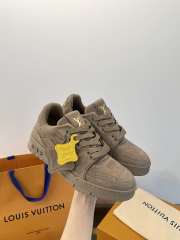 Uubags Louis Vuitton 1AHCWQ Trainer Sneaker In Taupe - 5