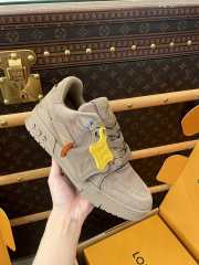 Uubags Louis Vuitton 1AHCWQ Trainer Sneaker In Taupe - 6