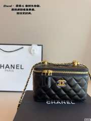 Uubags Chanel Small Woc Vanity Case Lambskin Black 17x8x10cm - 1