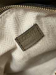 Uubags Loewe Mini Puzzle bag soft dark Khaki grained calfskin 24x16x10cm - 5