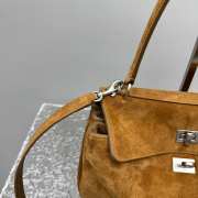 Uubags Balenciaga Rodeo handbag in medium tan waxed suede calfskin and smooth calfskin, aged-silver hardware - 5