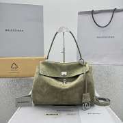 Uubags Balenciaga Rodeo handbag in large green waxed suede calfskin and smooth calfskin, aged-silver hardware - 1