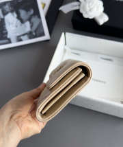 Uubags Chanel 19 Medium Flap Wallet In Beige Leather with Gold Hardware 19.5x10.5x2cm - 2