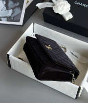 Uubags Chanel Pearl Crush wallet on chain in black quilted velvet 12.3x19.2x3.5cm - 5