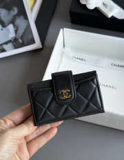 Uubags Chanel card holder in black caviar leather with gold hardware 10.4x7x2cm - 1
