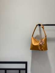 Uubags Loewe Cubi Small Calfskin Leather Bag in Tan/ Warm Desert 21x17x12.5cm - 2