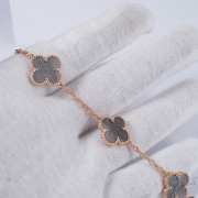 Uubags Van Cleef & Arpels Black and Gold Clover Bracelet - 2