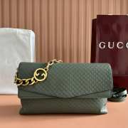 Uubags Gucci large shoulder bag with chain sage green GG leather 36x19.5x9.5cm - 1