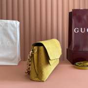 Uubags Gucci large shoulder bag with chain yellow GG suede 36x19.5x9.5cm - 6