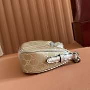 Uubags Gucci GG Emblem small shoulder bag light beige and metallic silver laminated-effect GG monogram coated fabric  - 3